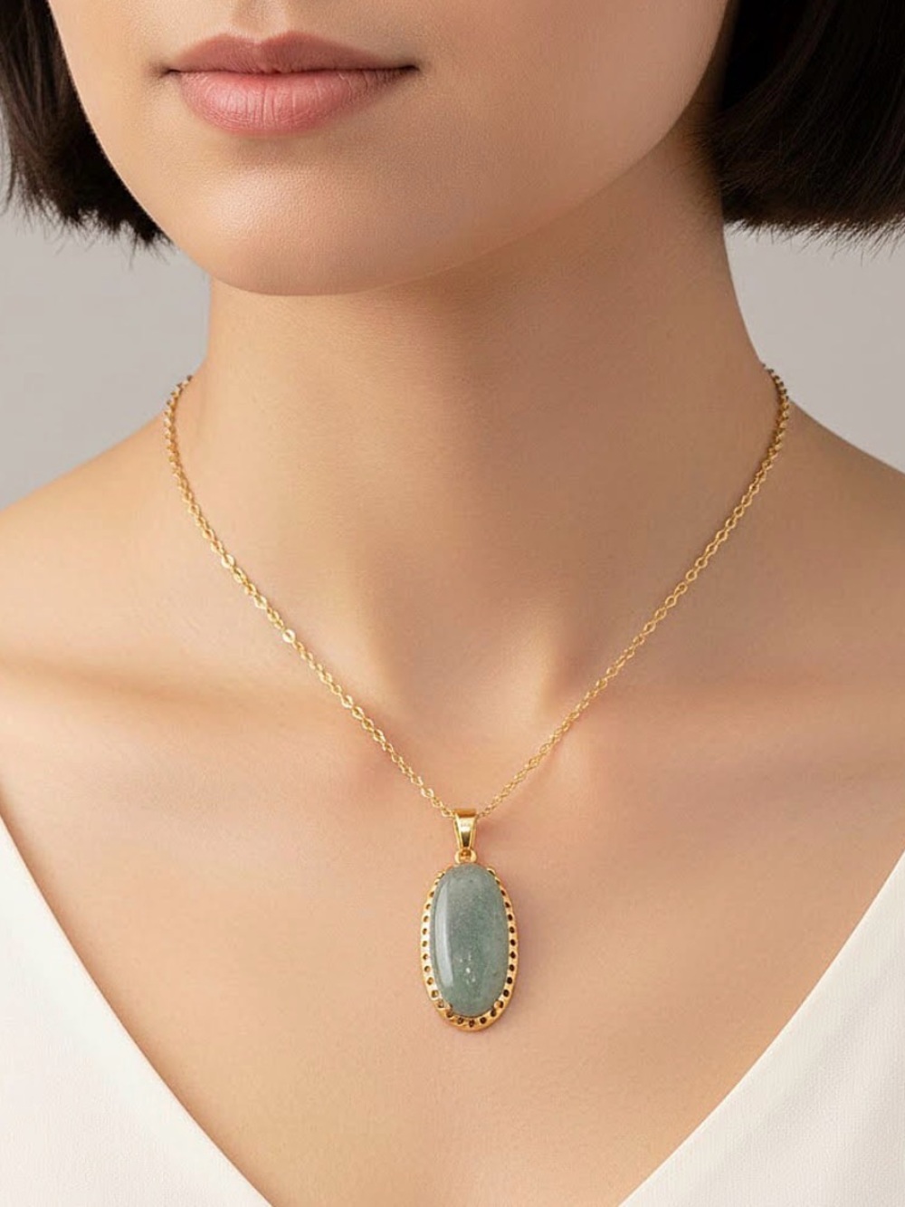 Green Aventurine Pendant Necklace 25 ctw Goldtone
